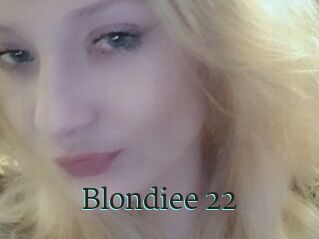 Blondiee_22