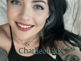 Charlieonixx