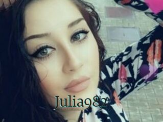 Julia982