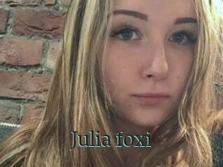 Julia_foxi