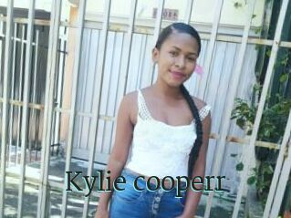 Kylie_cooperr