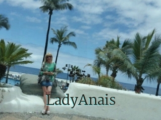 LadyAnais