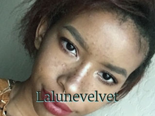 Lalunevelvet