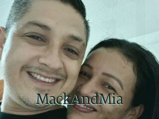 MackAndMia