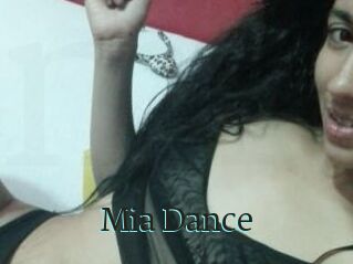 Mia_Dance