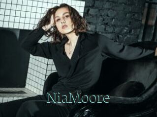 NiaMoore