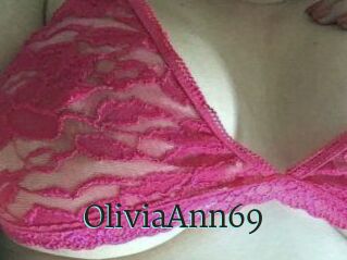 Olivia_Ann_69