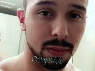 Onyx44