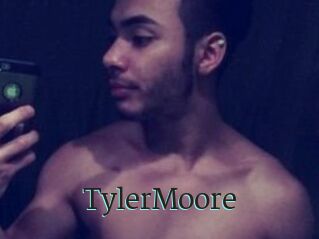 Tyler_Moore